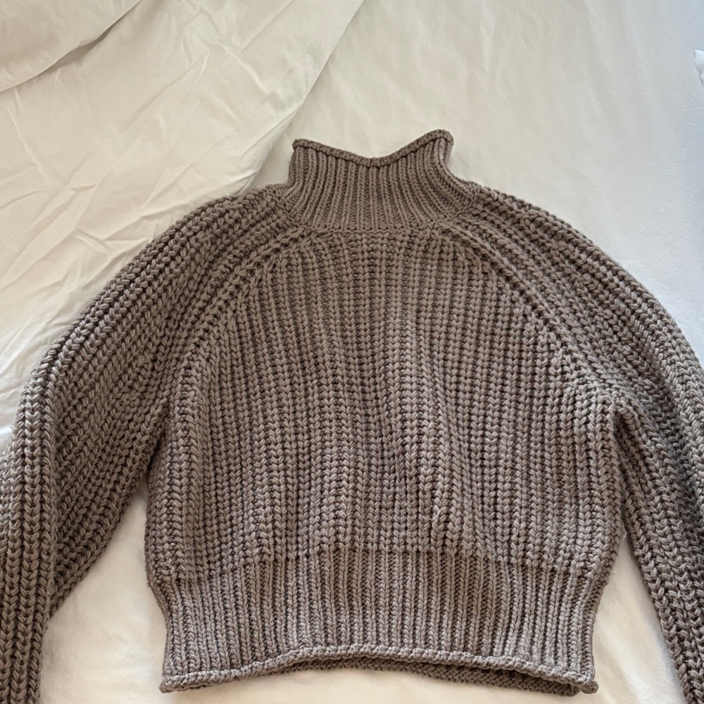 Chunky Knit Turtleneck Sweater - Brown
